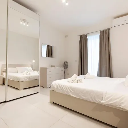Prime Location - Living Suites - Swieqi By 360 Estates Apartamento Is-Swieqi