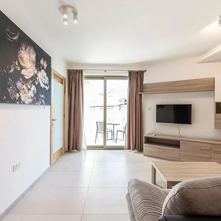 Prime Location - Living Suites - Swieqi By 360 Estates Apartamento Is-Swieqi