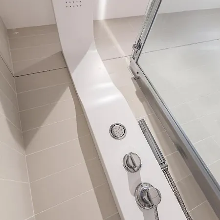 Prime Location - Living Suites - Swieqi By 360 Estates *