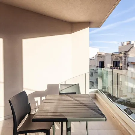 Apartament Prime Location - Living Suites - Swieqi By 360 Estates *