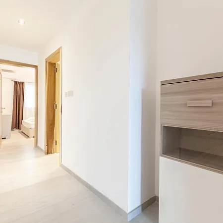 Prime Location - Living Suites - Swieqi By 360 Estates Is-Swieqi
