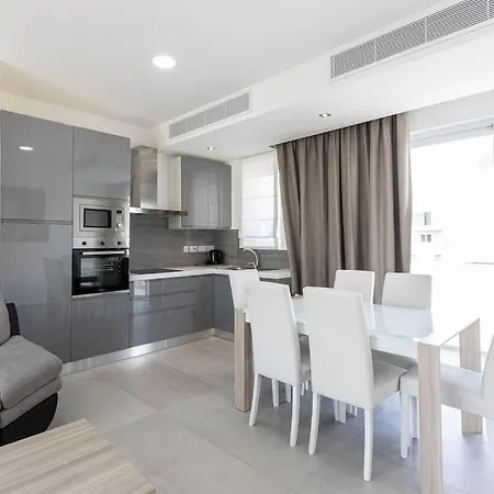 Prime Location - Living Suites - Swieqi By 360 Estates Apartament *