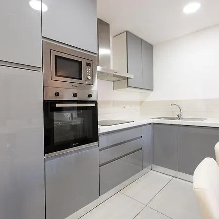 Apartman Prime Location - Living Suites - Swieqi By 360 Estates *