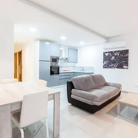 Prime Location - Living Suites - Swieqi By 360 Estates Apartman